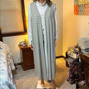 LulaRoe Joy Chevron Pattern Long Vest